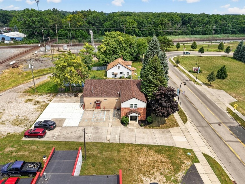 More Photos Of 36050 Goddard Rd, Romulus Auto Repair For Sale