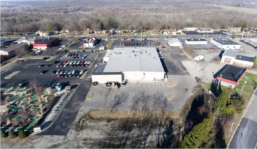 More Photos Of 557-569 S Main St, Englewood Unknown For Lease