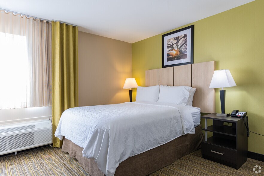 More Photos Of 808 61st St, Galveston Hotel For Sale