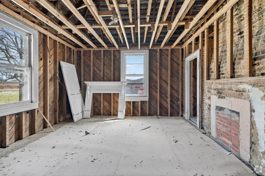 More Photos Of 24443 Lee Hwy, Abingdon Land For Sale