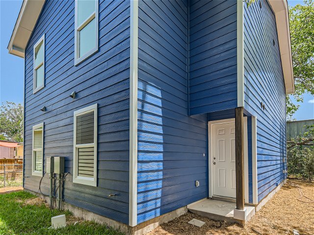 More Photos Of 1522 South Elmendorf St, San Antonio Apartments For Sale