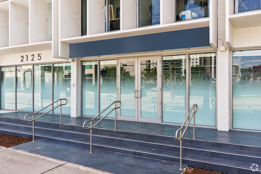 More Photos Of 2125 Biscayne Blvd, Miami Coworking Space