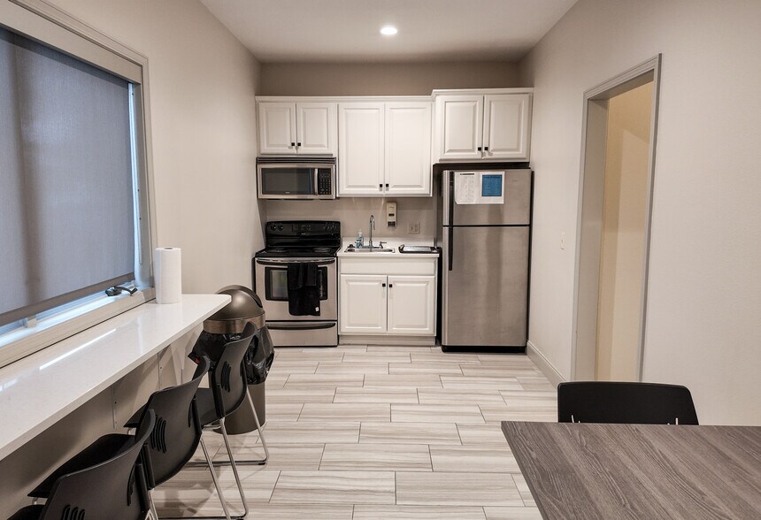 More Photos Of 6212 S Pinnacle Pl, Sioux Falls Office For Lease