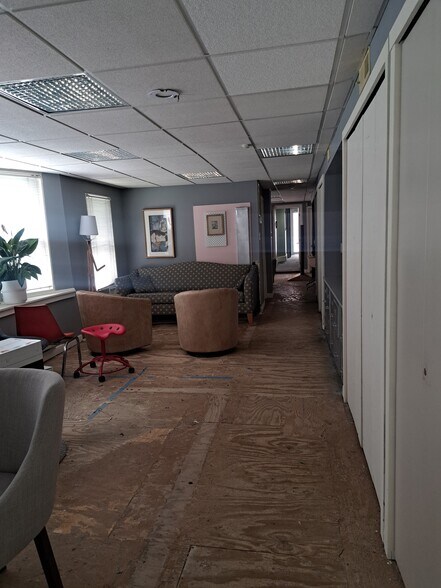 More Photos Of 194 S Broad St, Trenton Office Residential For Sale
