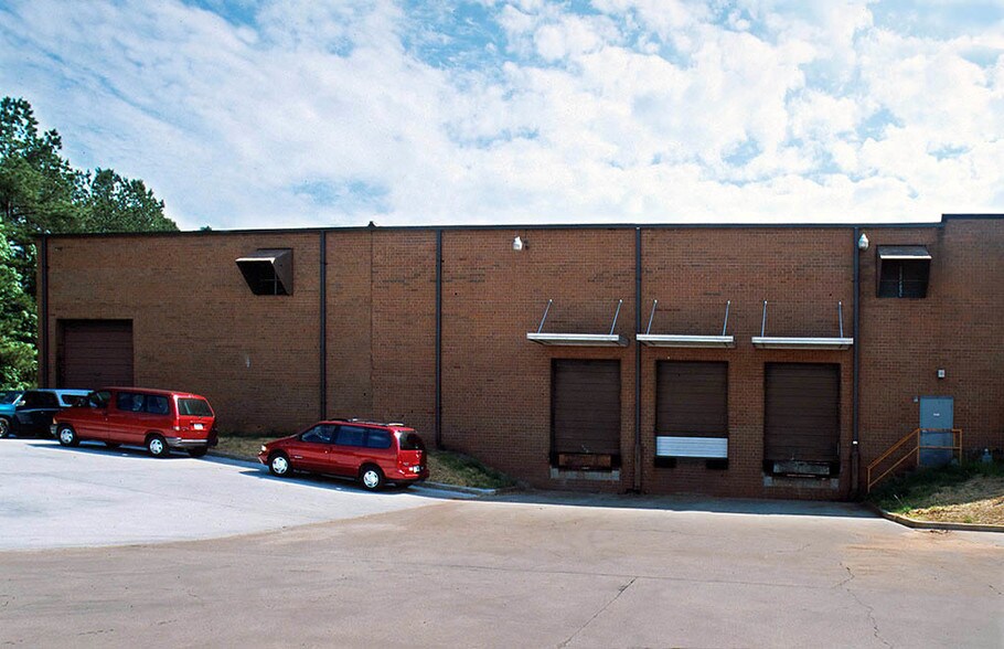 More Photos Of 2910 Northeast Pky, Doraville Warehouse For Lease