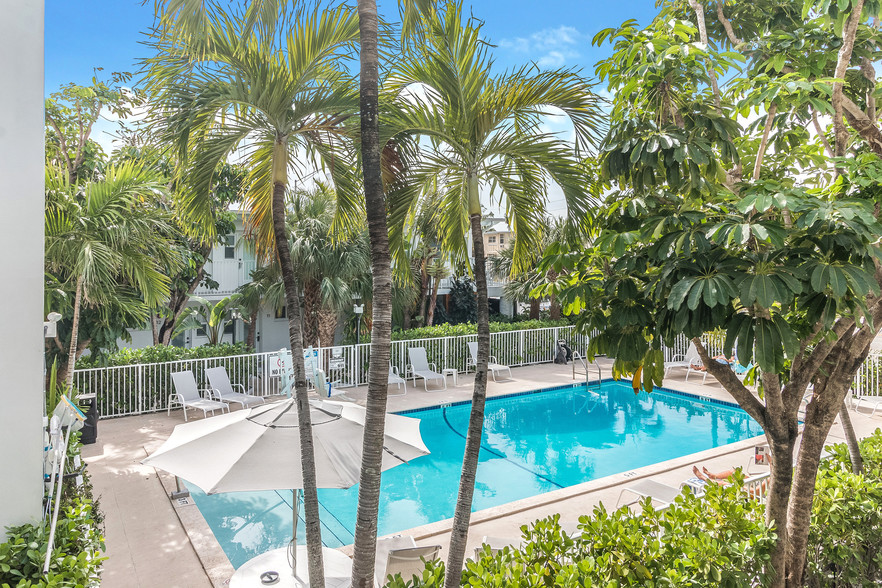 Primary Photo Of 6495 Indian Creek Dr, Miami Beach Hotel For Sale