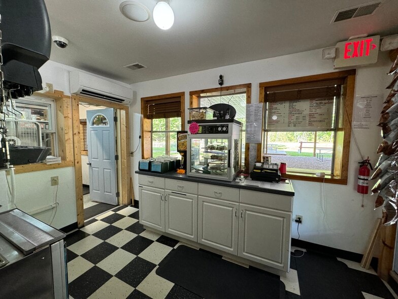 More Photos Of 482 N Sage Lake Rd, Hale Freestanding For Sale