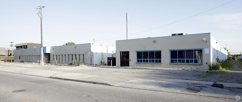 More Photos Of 212-216 Norseman St, Toronto Manufacturing For Lease