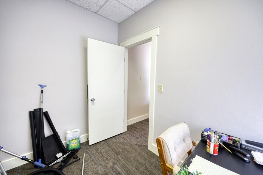 More Photos Of 13526 George Rd, San Antonio Office For Lease