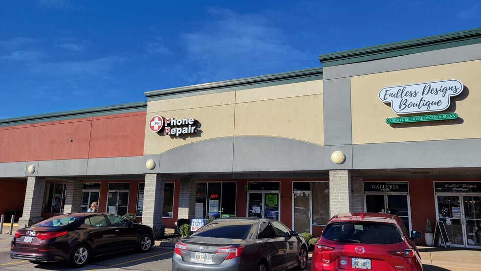 More Photos Of 7501-7537 Mentor Ave, Mentor General Retail For Lease