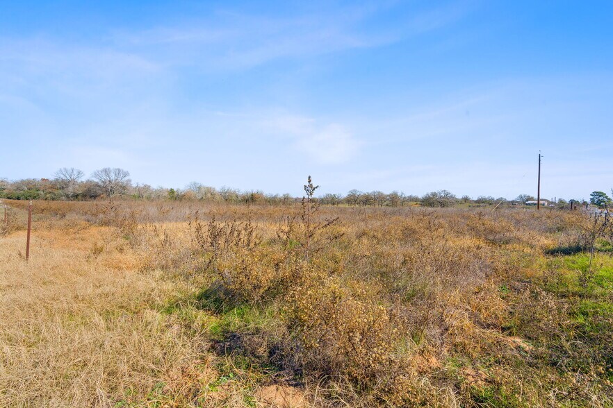 More Photos Of 10866 US-90, Harwood Land For Sale