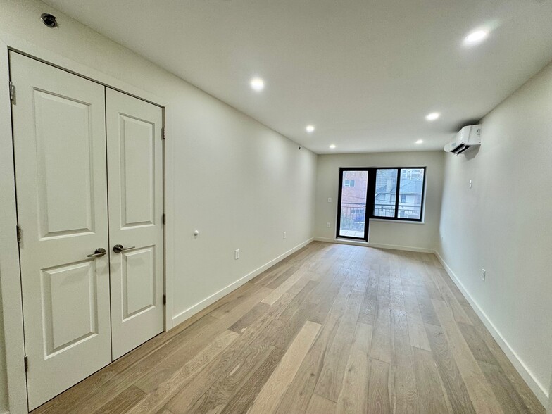 More Photos Of 3641 Johnson Ave- Riverdale, Bronx Apartments For Sale