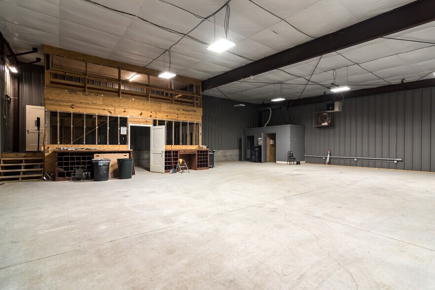 More Photos Of 15315 Kanis Rd, Little Rock Office For Sale