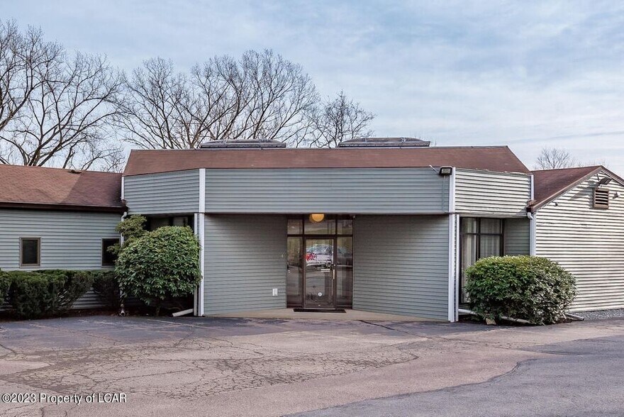 Primary Photo Of 104 Woodward Hill Rd, Edwardsville Office For Sale