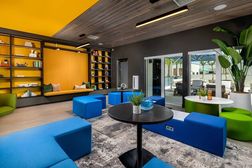 More Photos Of 10375 Washington Blvd, Culver City Apartments For Lease