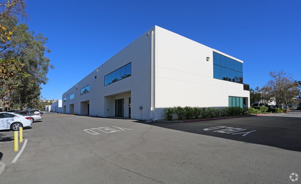 More Photos Of 25031-25061 Avenue Stanford, Valencia Unknown For Lease