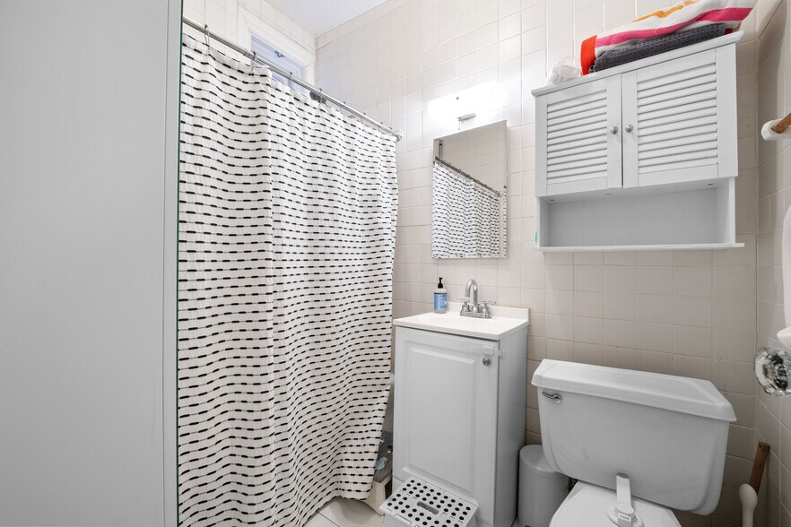 More Photos Of 174 15th St, Brooklyn Apartments For Sale