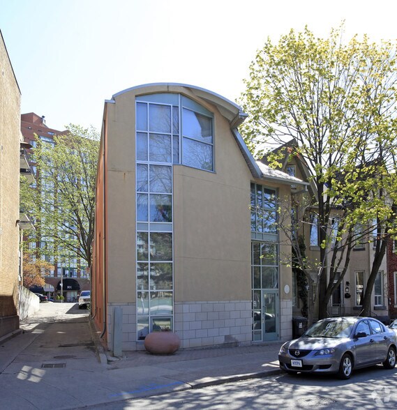 More Photos Of 115 Walnut Ave, Toronto Office For Sale