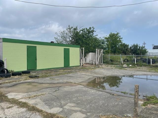 More Photos Of 7100 Downman Rd, New Orleans Freestanding For Sale