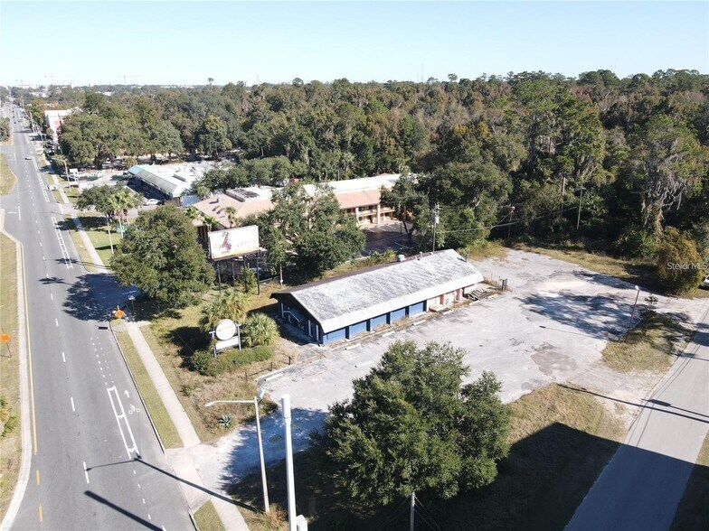 More Photos Of 2445 SW 13th St, Gainesville Storefront Retail Office For Sale