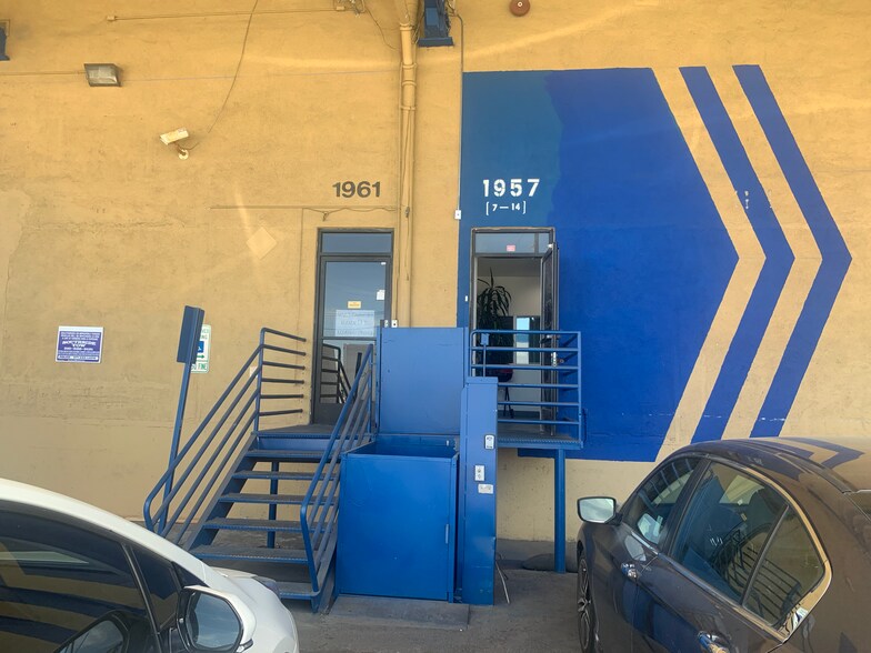 More Photos Of 1937-2035 E Vernon Ave, Vernon Refrigeration Cold Storage For Lease