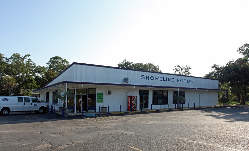 Primary Photo Of 1180 Main St, Pensacola Freestanding For Lease