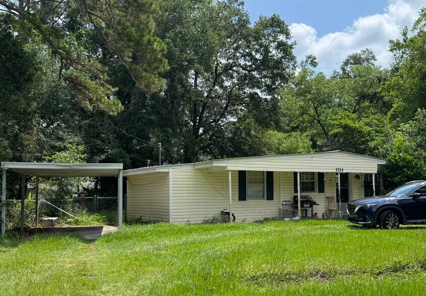 More Photos Of 1480 Park Ave, Waycross Apartments For Sale