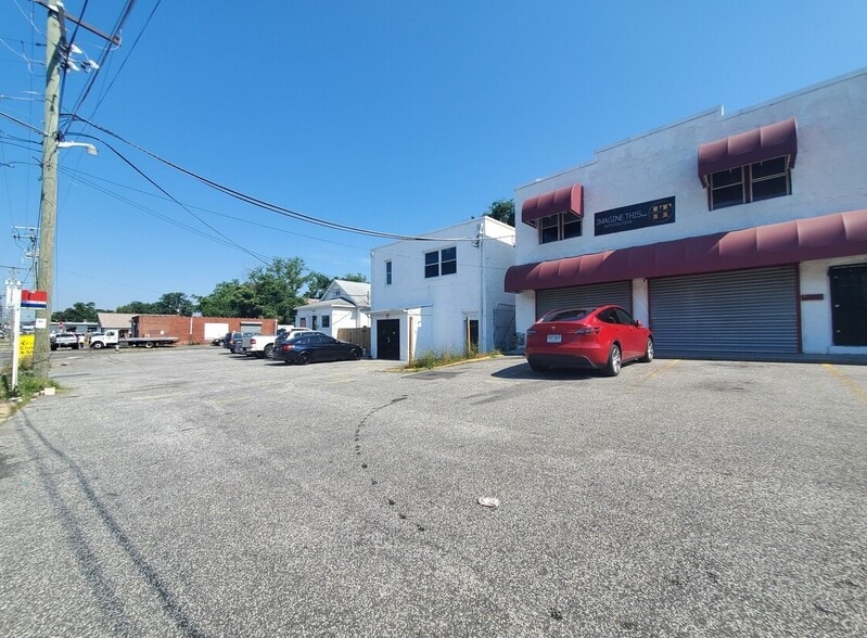 More Photos Of 4926 Marlboro Pike, Capitol Heights General Retail For Lease