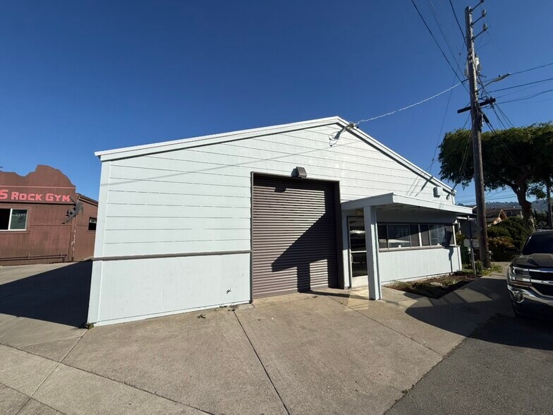Primary Photo Of 5635 San Diego St, El Cerrito Warehouse For Lease