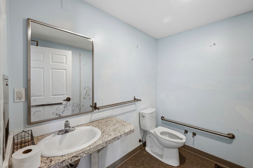 More Photos Of 181 Main St, Rowley Medical For Sale