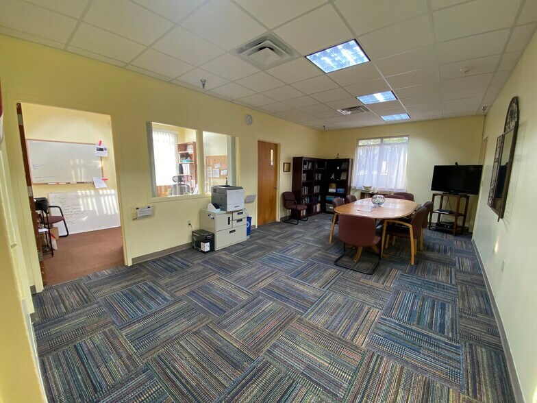 More Photos Of 2401 N Harbor City Blvd, Melbourne Schools For Sale