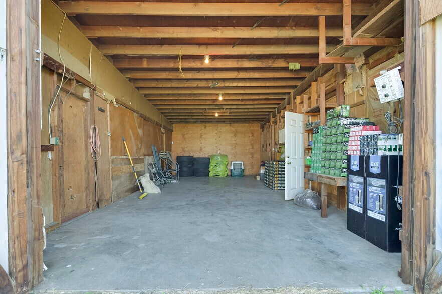 More Photos Of 9101 NW 31st St, Terrebonne Specialty For Sale