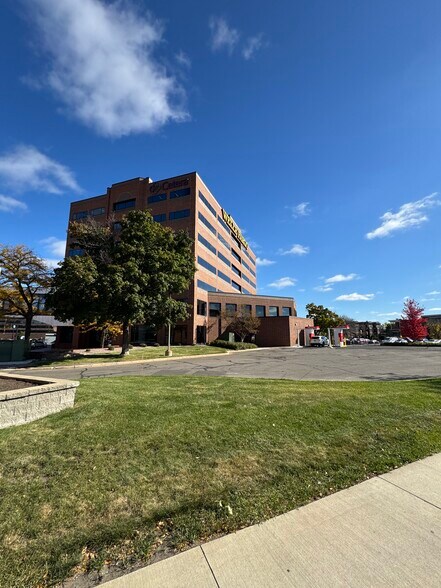 More Photos Of 400 1st St S, Saint Cloud Office For Lease