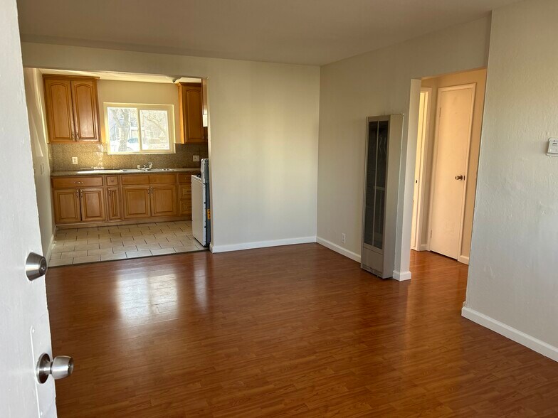 More Photos Of 811 Jeanne Ave, San Jose Apartments For Sale