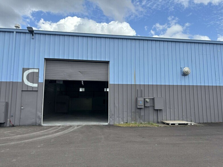 More Photos Of 163 SW Freeman Ave, Hillsboro Warehouse For Sale