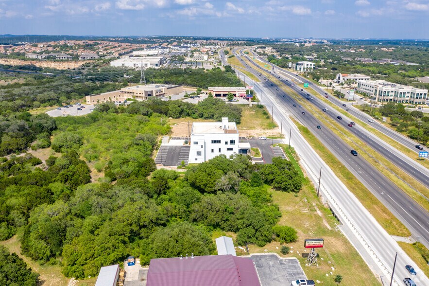 More Photos Of 4515 N Loop 1604 W, San Antonio Medical For Lease