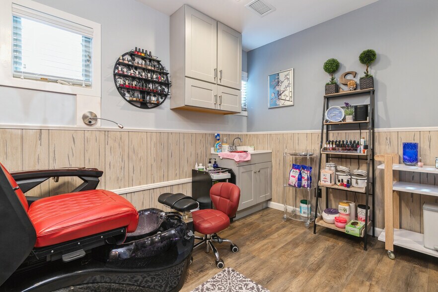 More Photos Of 1420 Montauk Hwy, Oakdale Medical For Lease