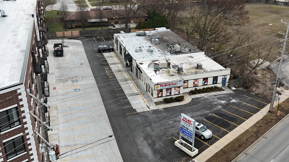 Primary Photo Of 9161-9169 N Milwaukee Ave, Niles Storefront Retail Office For Sale