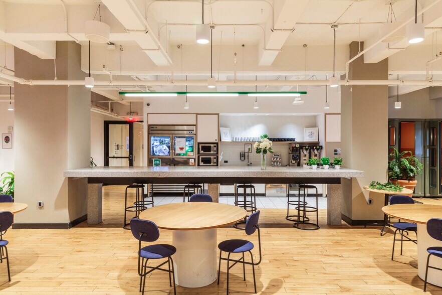 More Photos Of 500 7th Ave, New York Coworking Space