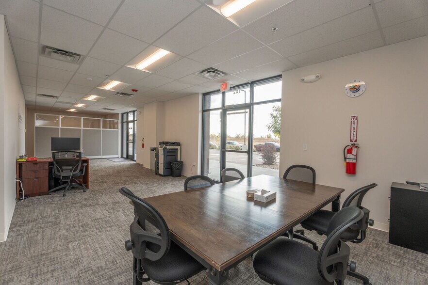 More Photos Of 2246 Zurich Dr, Fort Collins Warehouse For Lease