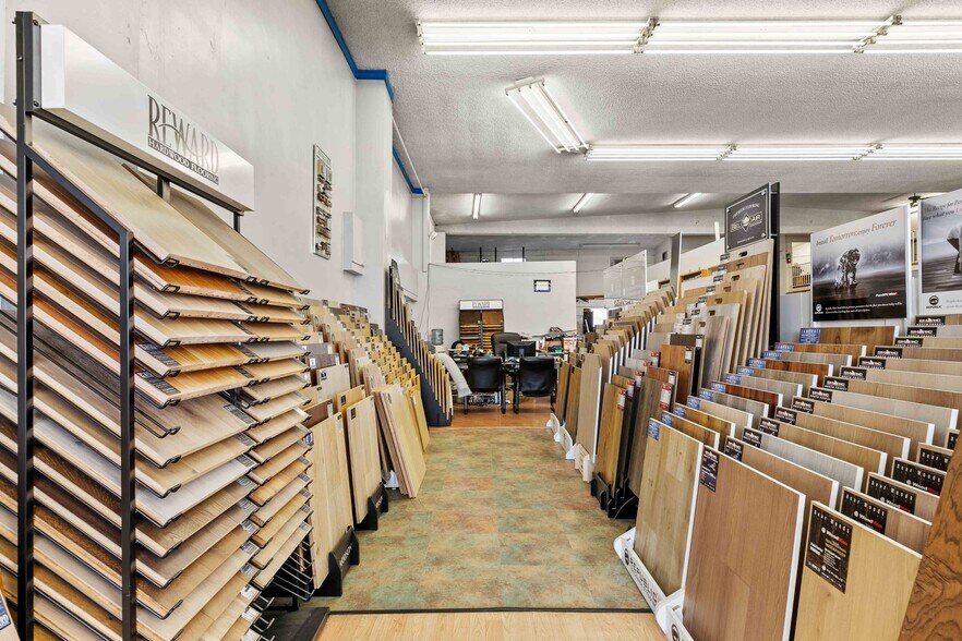 More Photos Of 979 S La Brea Ave, Inglewood Freestanding For Sale