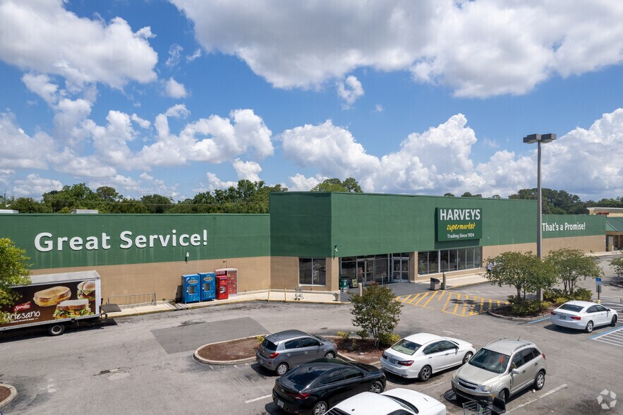 More Photos Of 5839-5995 University Blvd W, Jacksonville Unknown For Lease