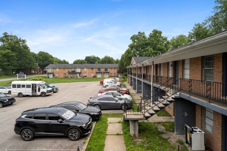 More Photos Of 111 E Obryan Ave, Bardstown Apartments For Sale