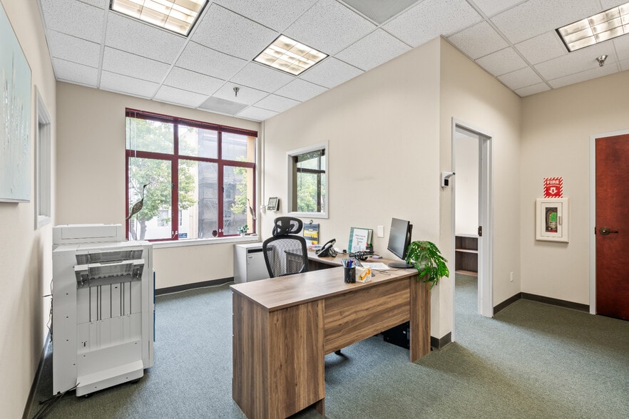 More Photos Of 1125 Pacific Ave, Santa Cruz Storefront Retail Office For Sale