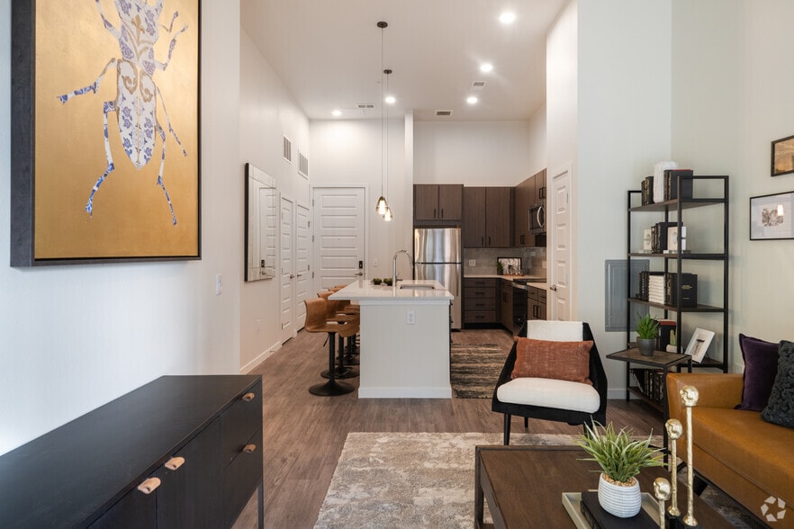 More Photos Of 2520 Wewatta Way, Denver Apartments For Lease