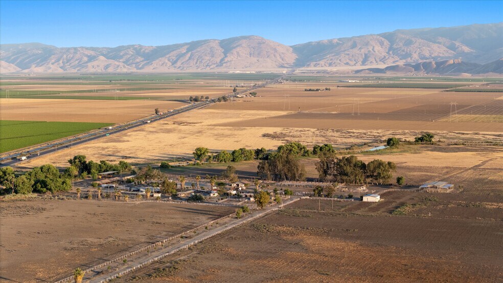 More Photos Of 8661 Herring Rd, Bakersfield Land For Sale