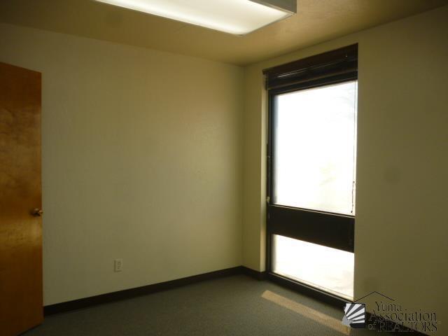 More Photos Of 642 E 39th Pl, Yuma Flex For Sale