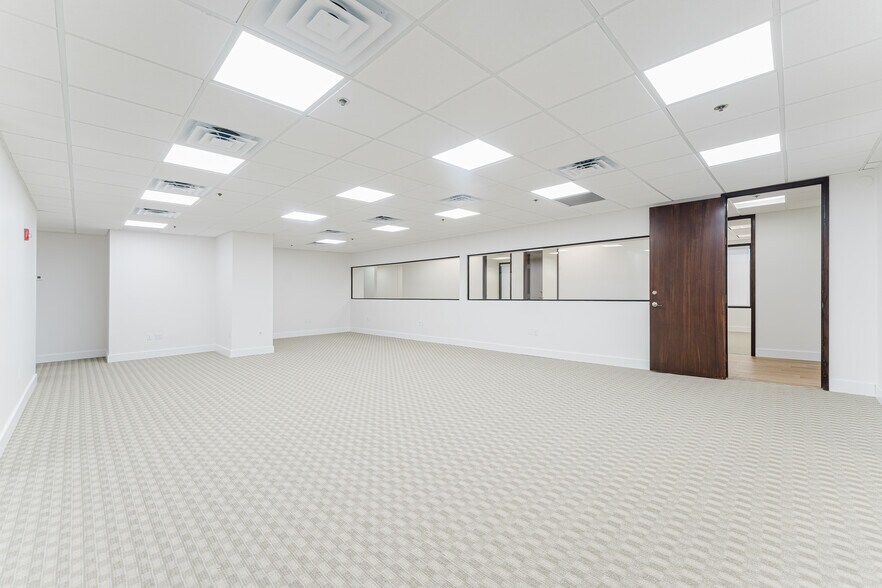 More Photos Of 40 SE 5th St, Boca Raton Office For Lease