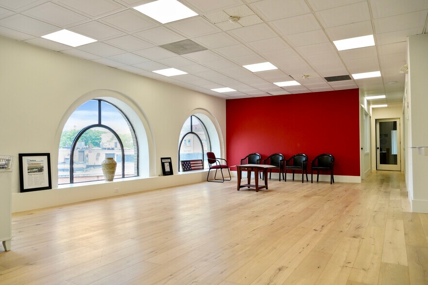 More Photos Of 48 Wall St, Norwalk Loft Creative Space For Lease