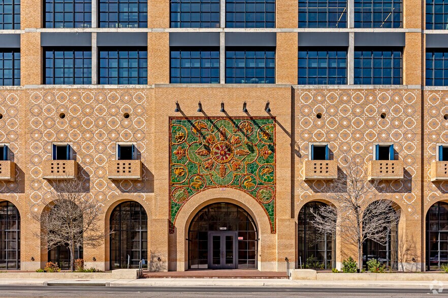 More Photos Of 1803 Broadway St, San Antonio Office For Lease